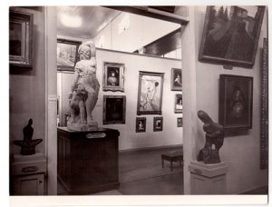 Obra: Fotograf�a de la Sala del Museo Nacional de Bellas Artes (ahora Museo Nacional de Artes Visuales, MNAV)  -  Desconocido