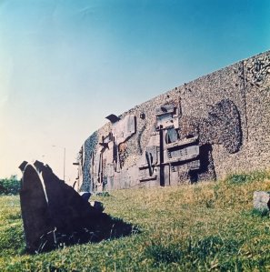 Obra: Fotografia a color de mural del Artista Leopoldo N�voa  - Carlos Mar�a Herrera (hijo)