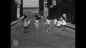 Obra: Juegos y Rondas Tradicionales del Uruguay - Lauro Ayestar�n
